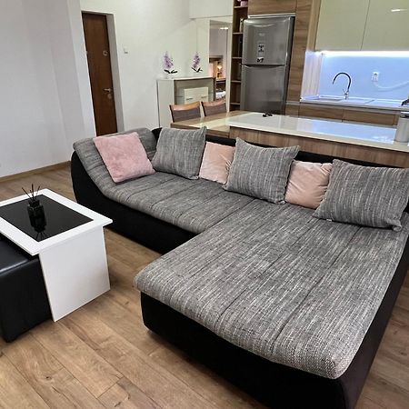 קלוז'-נאפוקה Aparthotel Aurel Vlaicu City Center מראה חיצוני תמונה